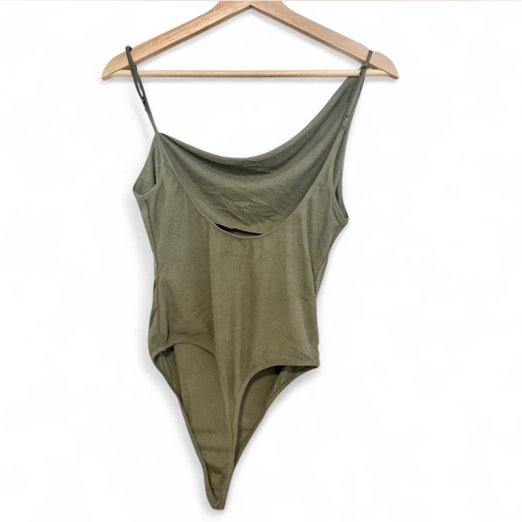 NWOT URBAN OUTFITTERS Out From Under Green Weekender Cowl Neck Bodysuit {Small} - Picture 4 of 7